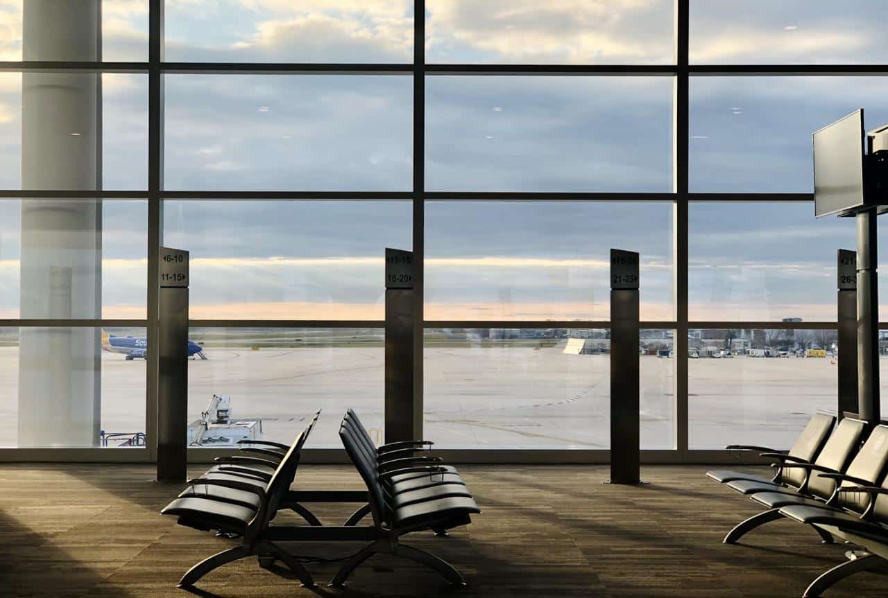 Bishop International Airport (FNT)